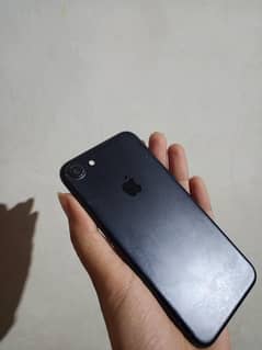 selling iphone 7