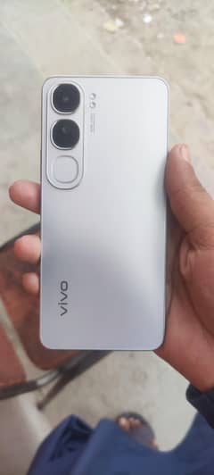 vivi y 200