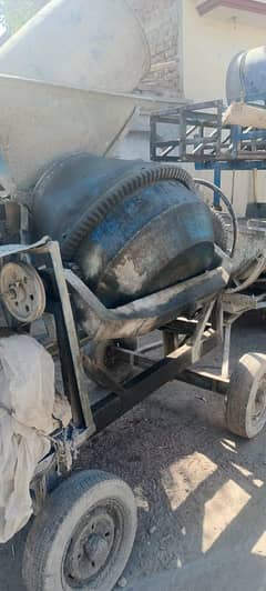 concrete mixer with lifter machine