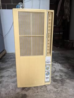 Window AC with stabilizer
