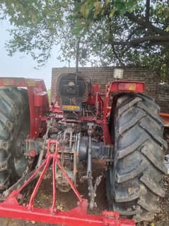 Massey 385 10/10