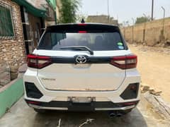 *TOYOTA