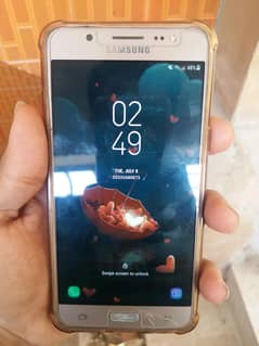 noSamsung galaxy j5 For sale  03708185128