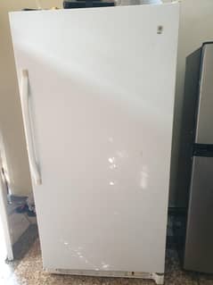 USA made General electric  24 sft deep freezer in best condition l