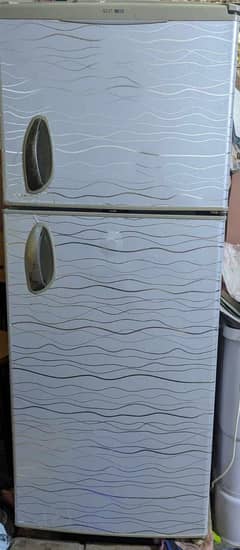 fridge good and running condition