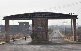 Plot available for sale in FOECHS