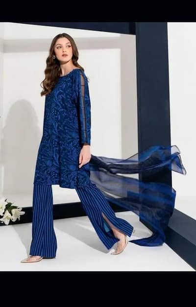 lulusar 3 piece dress for sale.