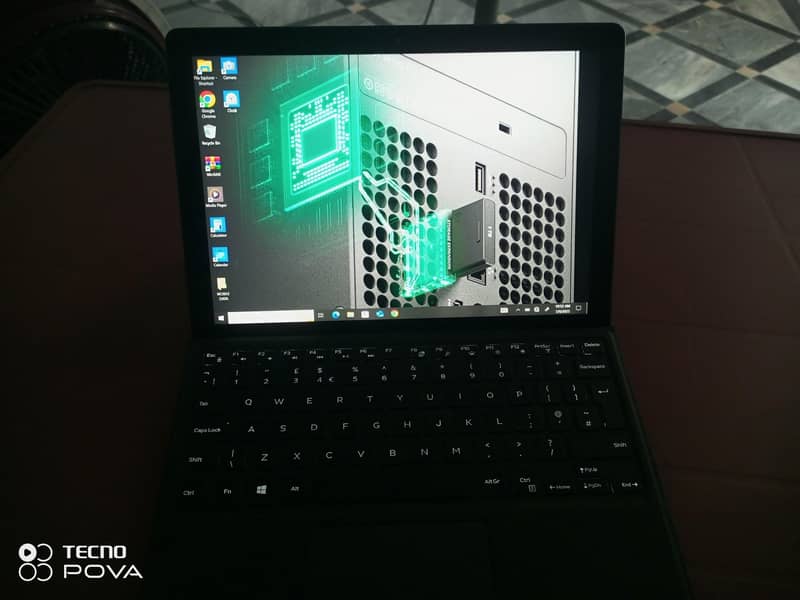 Dell Latitude 5290 2in1, 8 256 core i5 8th gen with touch screen 3