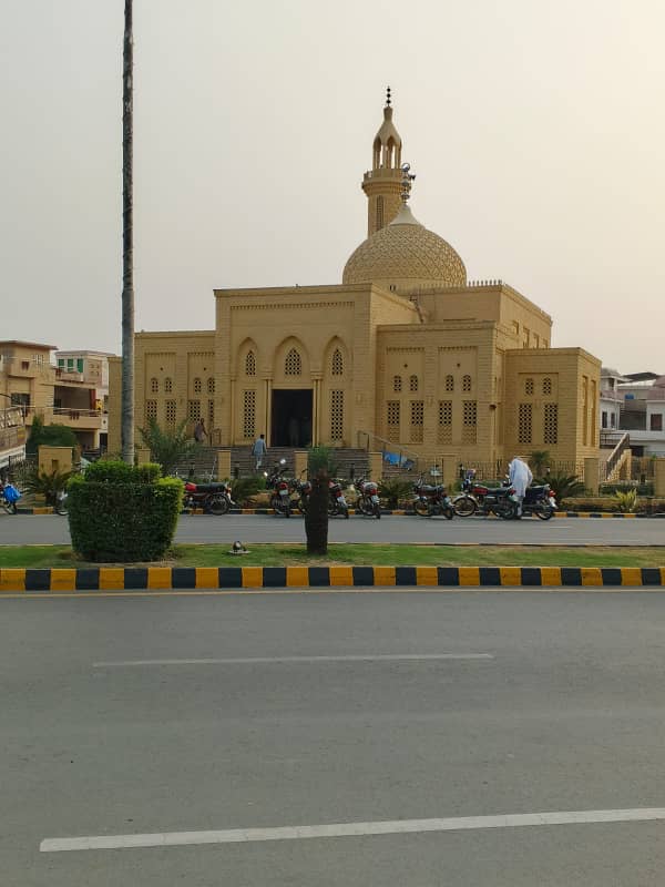 5 Marla Ideal Location Plot In Tulip Overseas Block With Installment Plan Available For Sale In Park View City Lahore 3