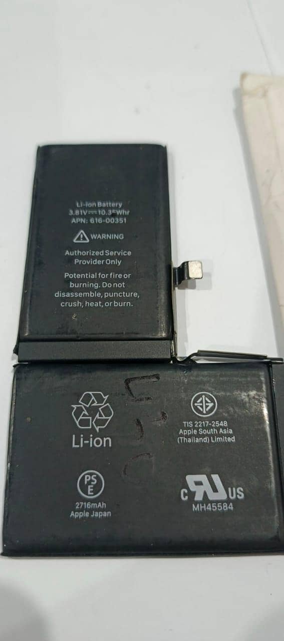 iPhone Batteries Read Ads 2