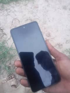 charger sath main  daba Nahi hai