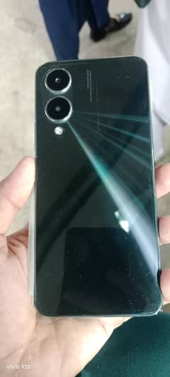 vivo y17s