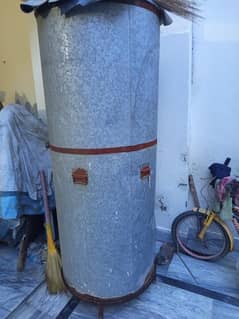 Parola ( Wheat Container) | height 5'10 | with it's stand