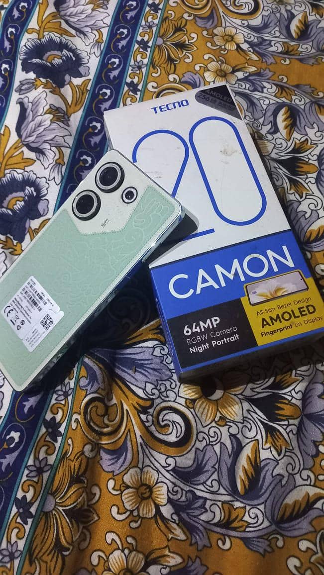 tecno camon 20 8+8, 256 gb , with box 10/9 condition AMOLED display 1