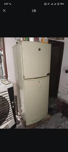 pel fridge body ruff but work perfectly