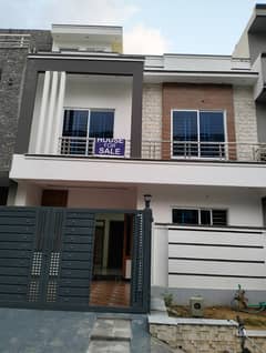 25x40 Brand New double story house for sale