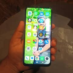 no box only phone all okay ha condition 10.9