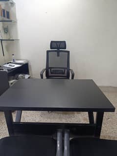 Brand New Office Table & Side Rack