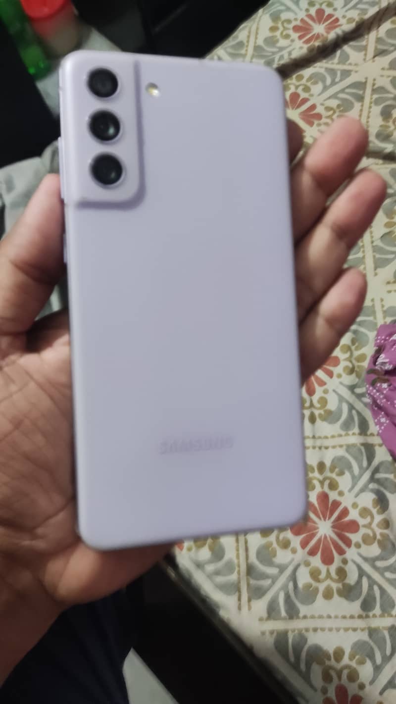 Samsung Mobile S21 FE 5g New Condition not a single fault in working 1