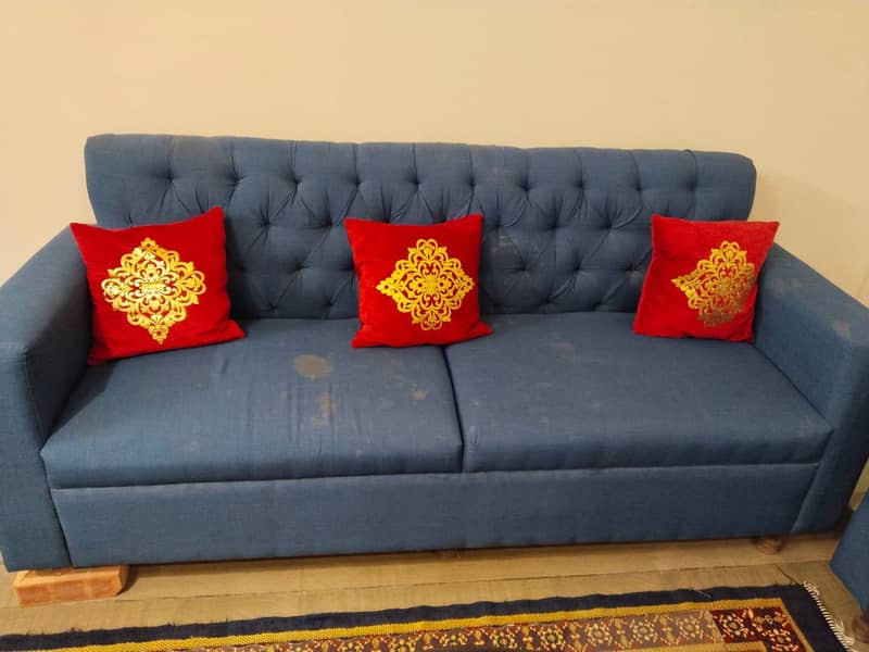 7 seater sofa like new with 3 tables 0