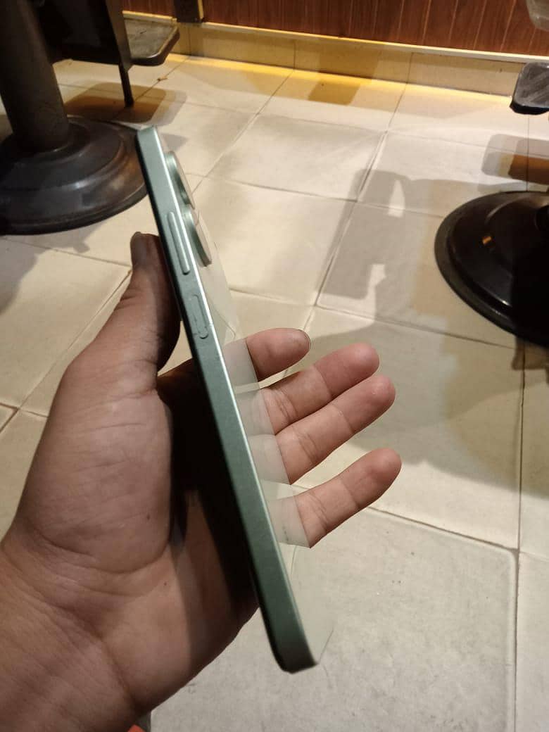 redmi 13c 6/128 condition 10/8 with only box 2