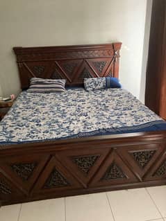 High quality Wooden bed set