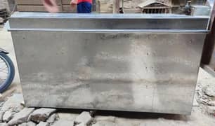 iron Petti (trunk) sandoq  (new)  with stand