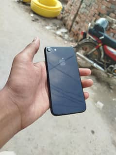 Apple iPhone 7