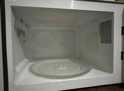 Dawlance microwave for sale in 13000 Rs (20 litter)