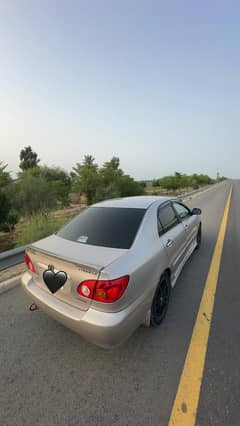 SE Saloon 1.6 Automatic