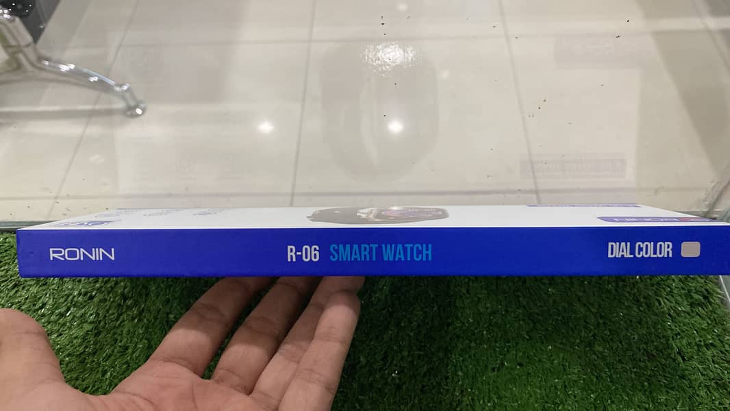 RONIN R-06 Smart Watch with 2.04" AMOLED Display & Bluetooth Calling 1