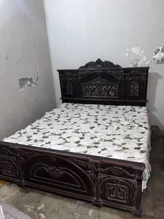 King size bed