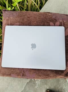 MacBook