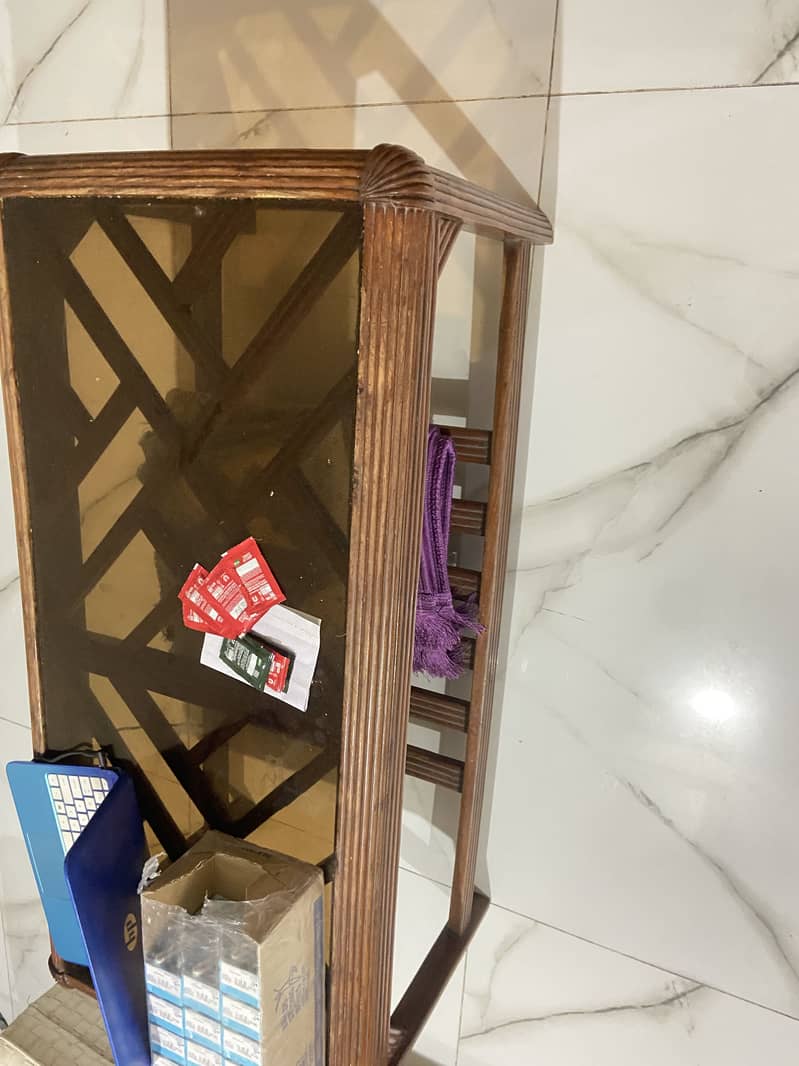 centre table with 2 side tables 0