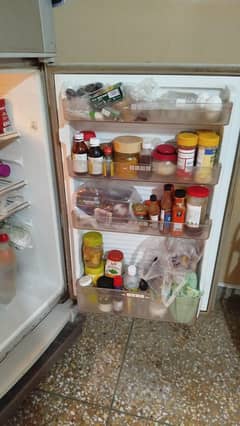 Rs 30000 Dawlance refrigerator