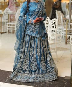 wedding dress