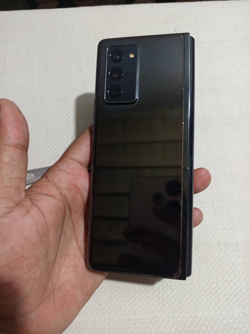 exchange possible Samsung z fold 2 read add first 2