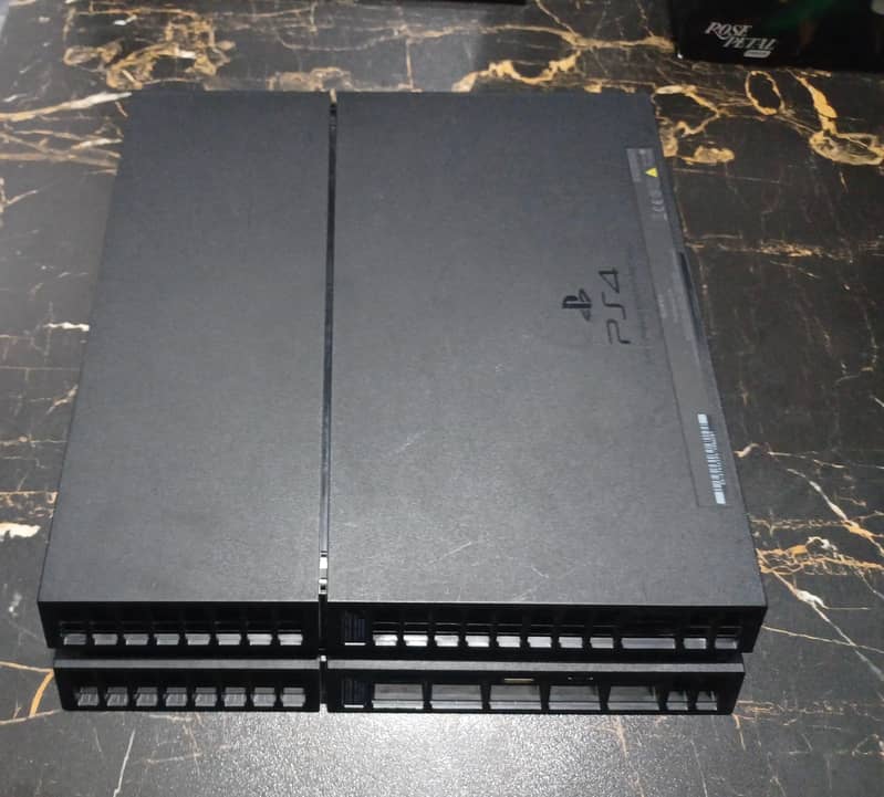 PS4 FAT with working controller | Without jailbreak,not opened 2