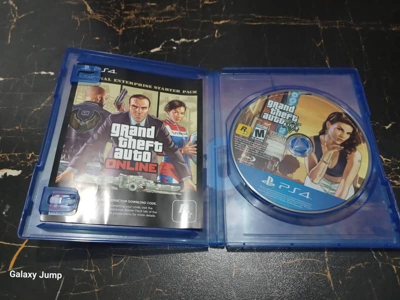 PS4 FAT with working controller | Without jailbreak,not opened 6