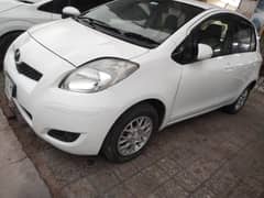 Toyota Vitz 2010 / 13