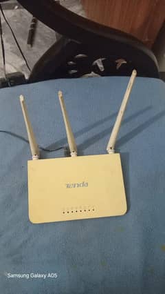 Tenda 3 tower router