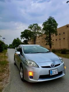 Toyota prius 2012