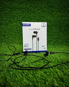 RONIN R 9 HAND FREE  type c GAMING HAND FREE  AND CALL MASTER