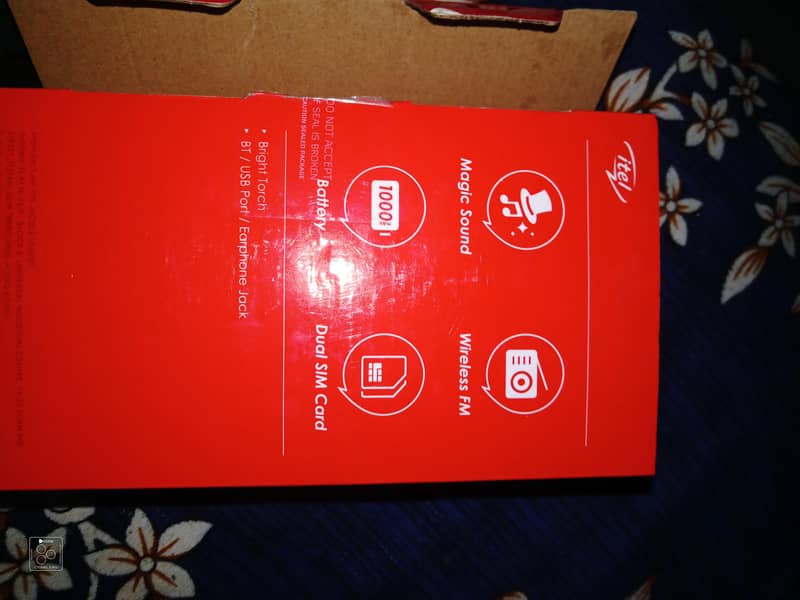 itel new mobile open box only without charger with big screen 5