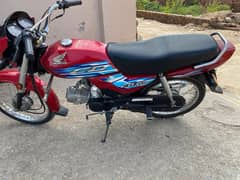 Honda CD 70 Dream Red colour