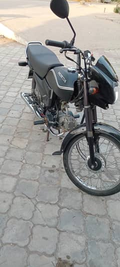 honda 70 dream  0.33. 15.780. 704 contact