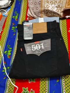 branded leevise jeans available for whole sale and retailers,.