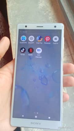 sony xperia xz2