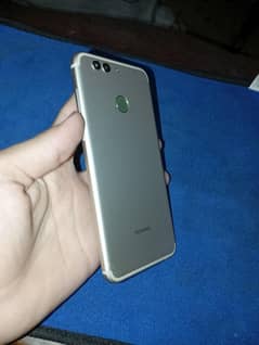 huawei nova 2 plus 4+128 Gb