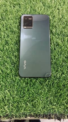 Vivo y33s 8+4/128  PTA approved Good condition & Betry timing for sale
